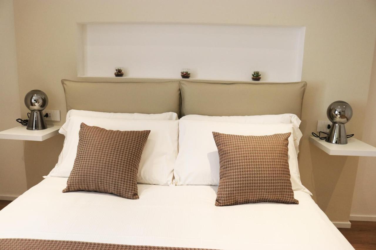 The Sisters Hotel กัสเตลซาร์โด ภายนอก รูปภาพ